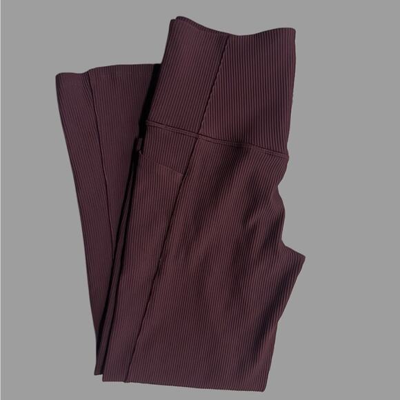 AHLETA Salutaion Stash Rib Flare Leggings - Picture 3 of 5